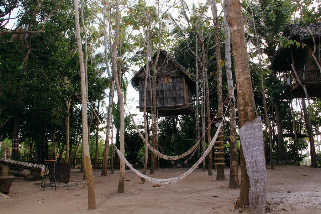 מלון Batununggul Nyuh Bengkok Tree House מראה חיצוני תמונה